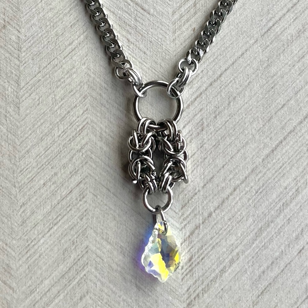 Handmade maille necklace iridescent yellow austrian crystal celtic goth boho - Picture 7 of 13